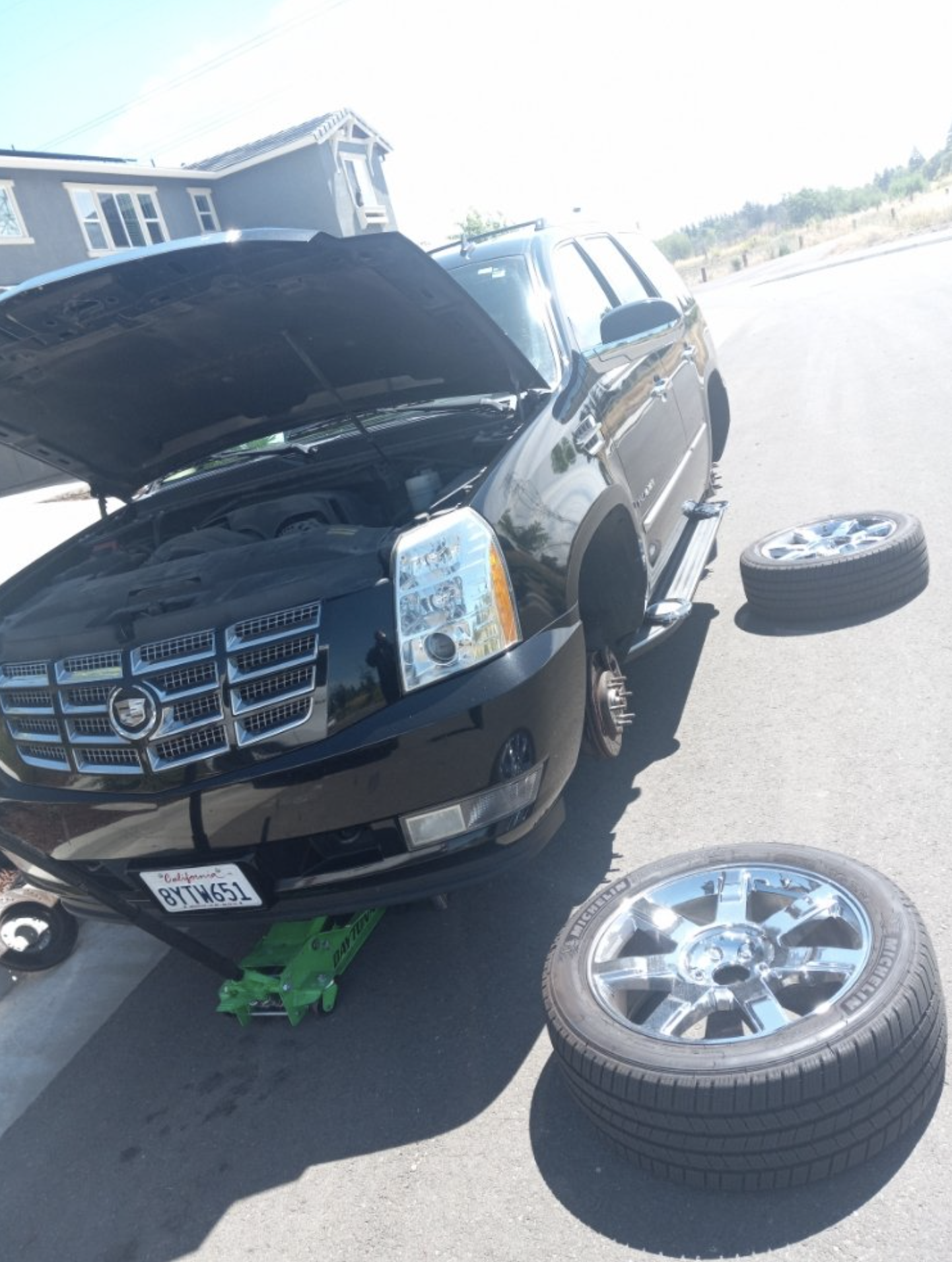 this image shows roadside mobile mechanic in Providence, RI